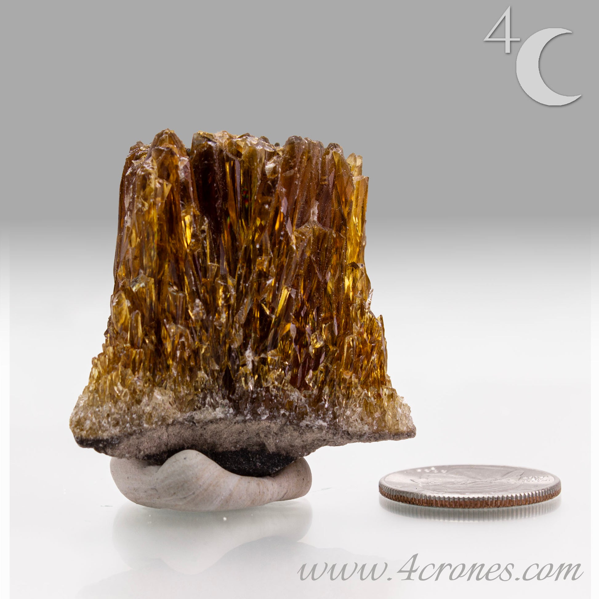 Metaphysically, Amber Calcite radiates vitality, optimism, and grounding warmth. Its energy cleanses spaces, amplifies intentions, and supports confidence, motivation, and clarity