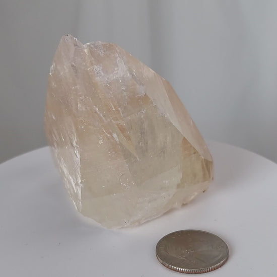 Red Diamond Calcite, glassy, gemmy diamond shaped geometries otherwise known as rhombohedrons and or scalenohedrons are combined with iron oxide hematoid inclusions. www.4crones.com