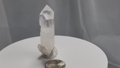 Our Lithium Quartz crystals are to die for. These dazzling specimens are astonishingly crystal clear with the softest touches of pinks and mauves. The Lumerian lines are so crisp and clean you can almost hear the ancient stories pouring out of them. These beauties will take your breath away, we kid you not. www.4crones.com