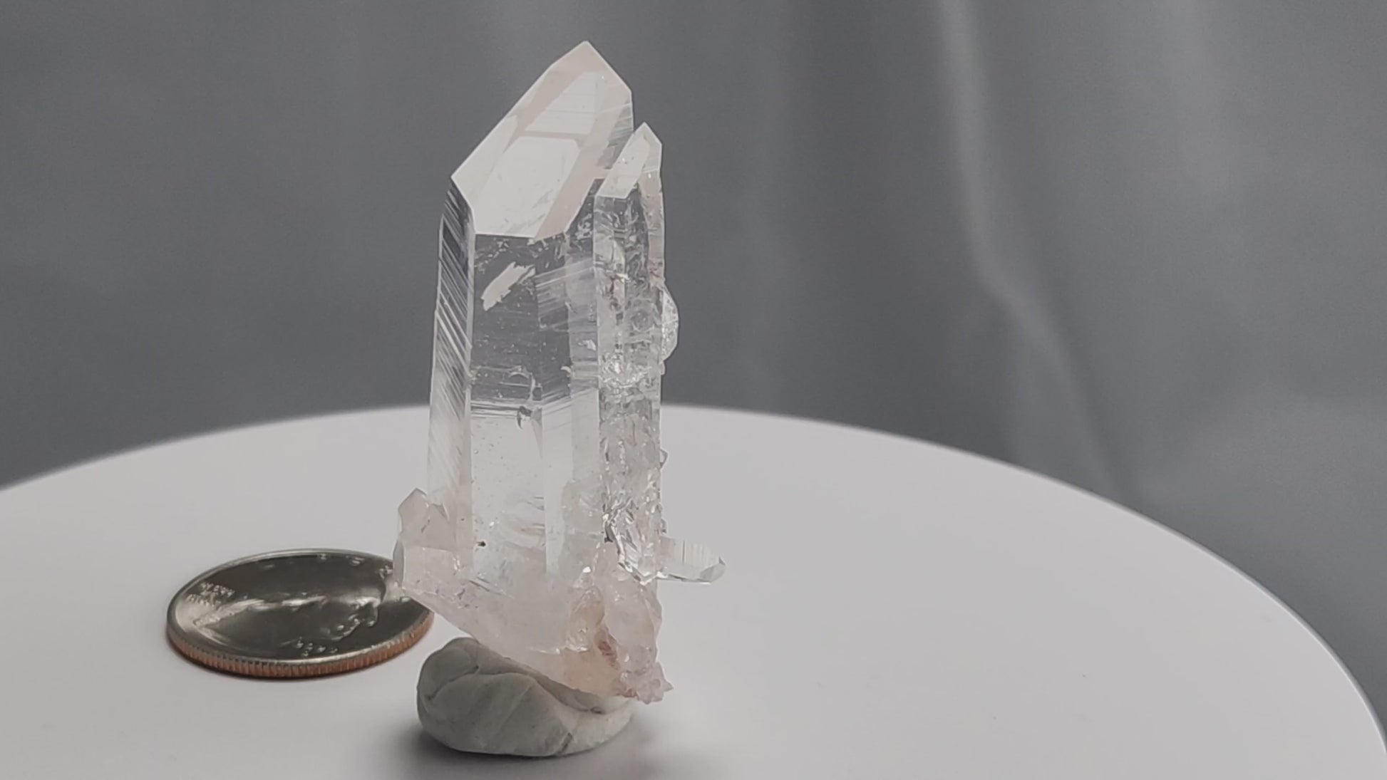 Our Lithium Quartz crystals are to die for. These dazzling specimens are astonishingly crystal clear with the softest touches of pinks and mauves. The Lumerian lines are so crisp and clean you can almost hear the ancient stories pouring out of them. These beauties will take your breath away, we kid you not. www.4crones.com