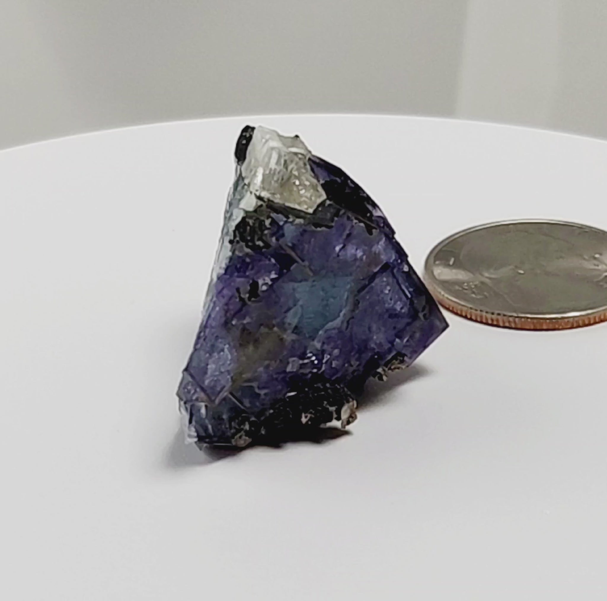 Yaogangxian  fluorite is cherished for its exceptional quality and crisp beauty with stunning water-like cubic crystals and purple-blue phantoms that create a mesmerizing effect.  www.4crones.com