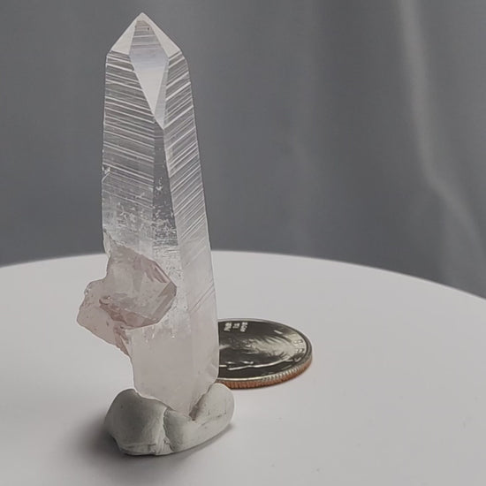 Our Lithium Quartz crystals are to die for. These dazzling specimens are astonishingly crystal clear with the softest touches of pinks and mauves. The Lumerian lines are so crisp and clean you can almost hear the ancient stories pouring out of them. These beauties will take your breath away, we kid you not. www.4crones.com