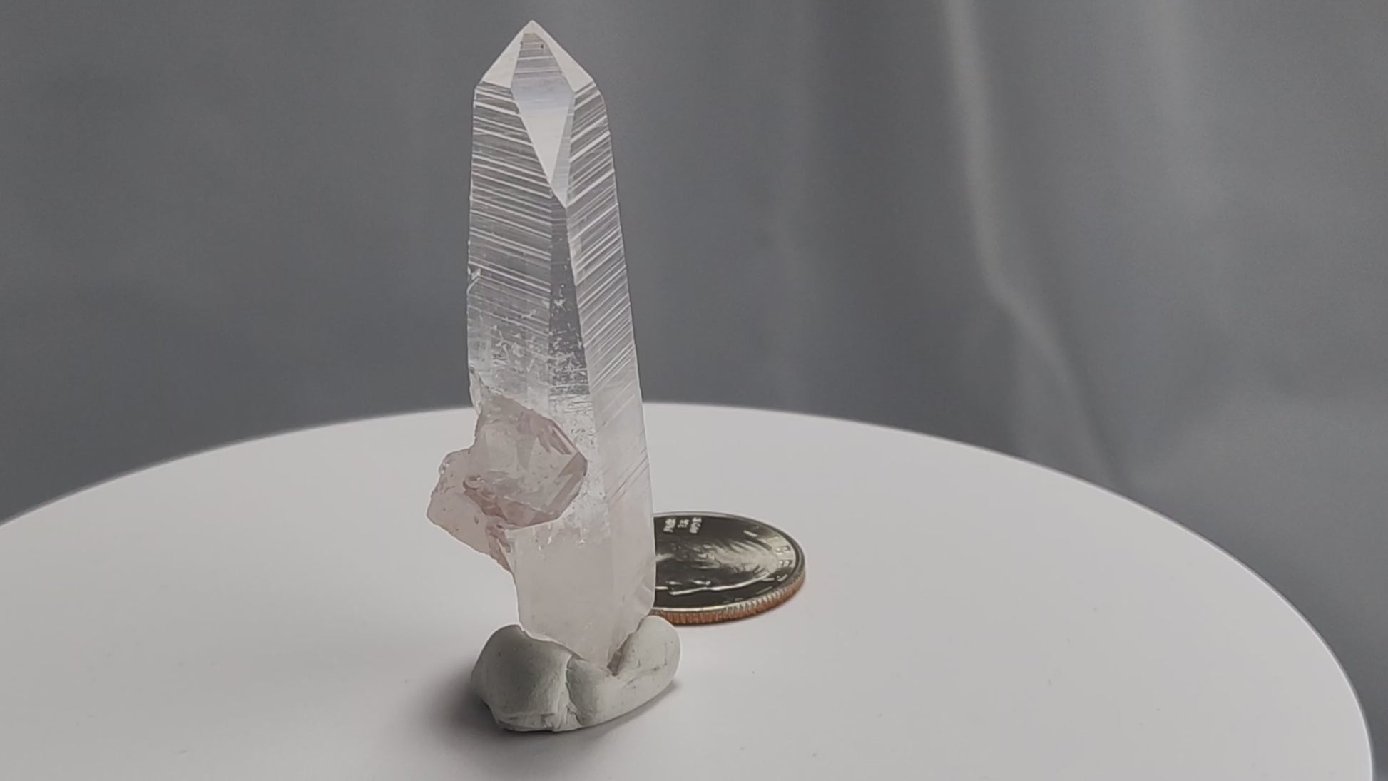 Our Lithium Quartz crystals are to die for. These dazzling specimens are astonishingly crystal clear with the softest touches of pinks and mauves. The Lumerian lines are so crisp and clean you can almost hear the ancient stories pouring out of them. These beauties will take your breath away, we kid you not. www.4crones.com